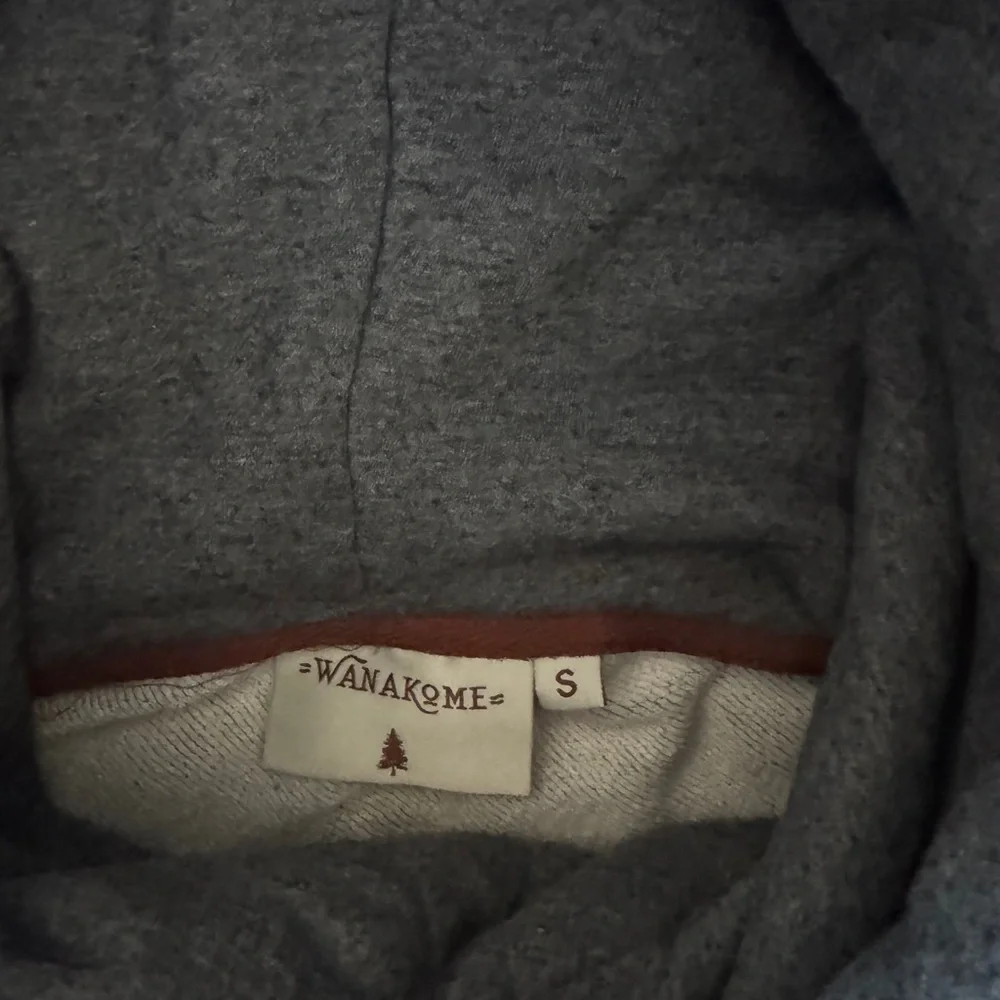 Wanakome Gray and Cream Hoodie with Leather Detail - Picture 5 of 6
